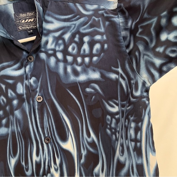 Y2K skater shirt - anime - all over print - skull blue flame Urban Rags Small - Picture 5 of 6